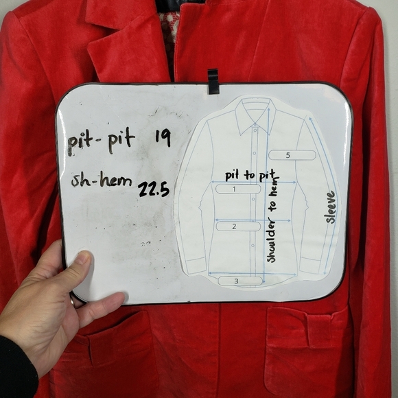 Apostrophe Red Velvet Fully Lined One Button Front Blazer Size 6 - Picture 10 of 10